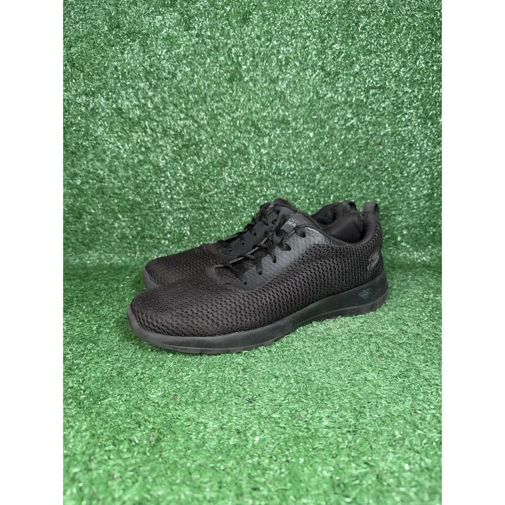 Skechers go walk